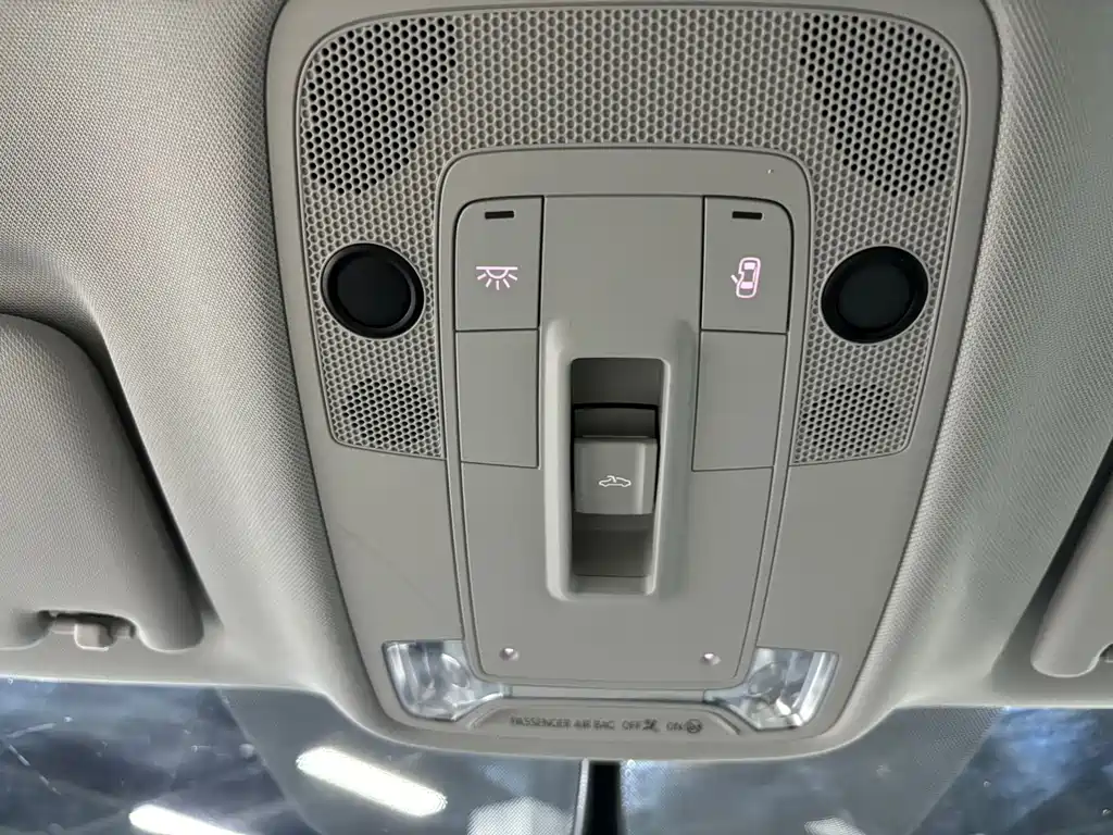 Audi Q3 Sportback — миниатюра 21