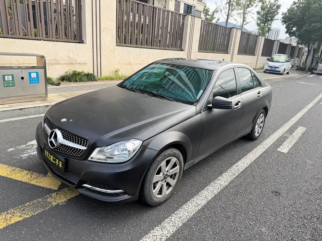 Mercedes-Benz C-Class — миниатюра 5