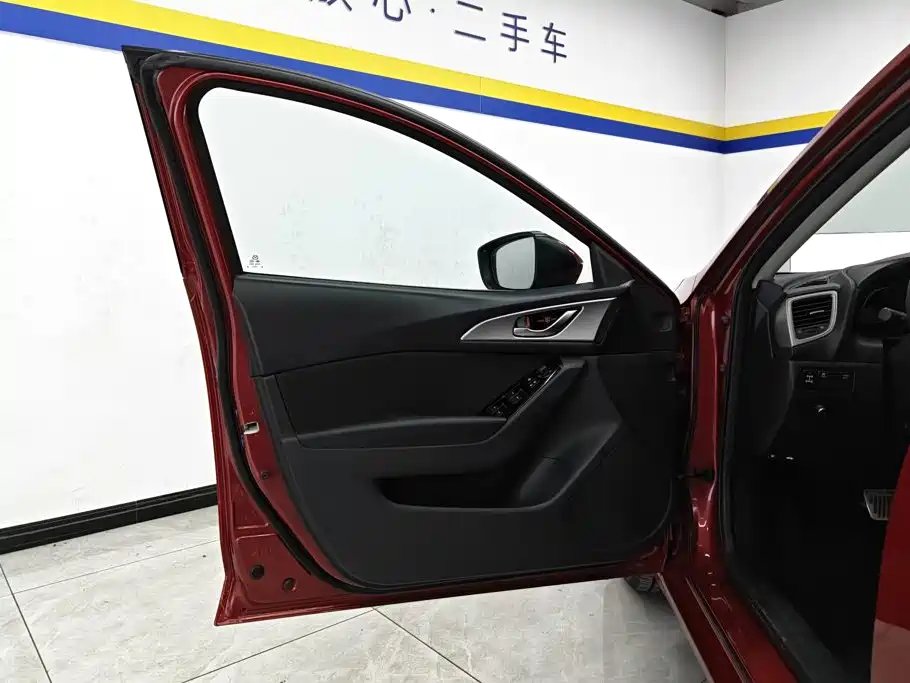 Mazda 3 Axela — миниатюра 7