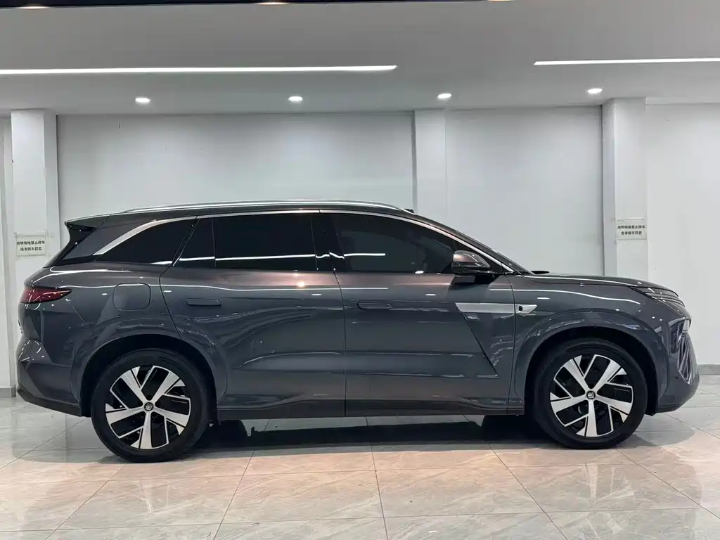 BYD Tang L — миниатюра 17