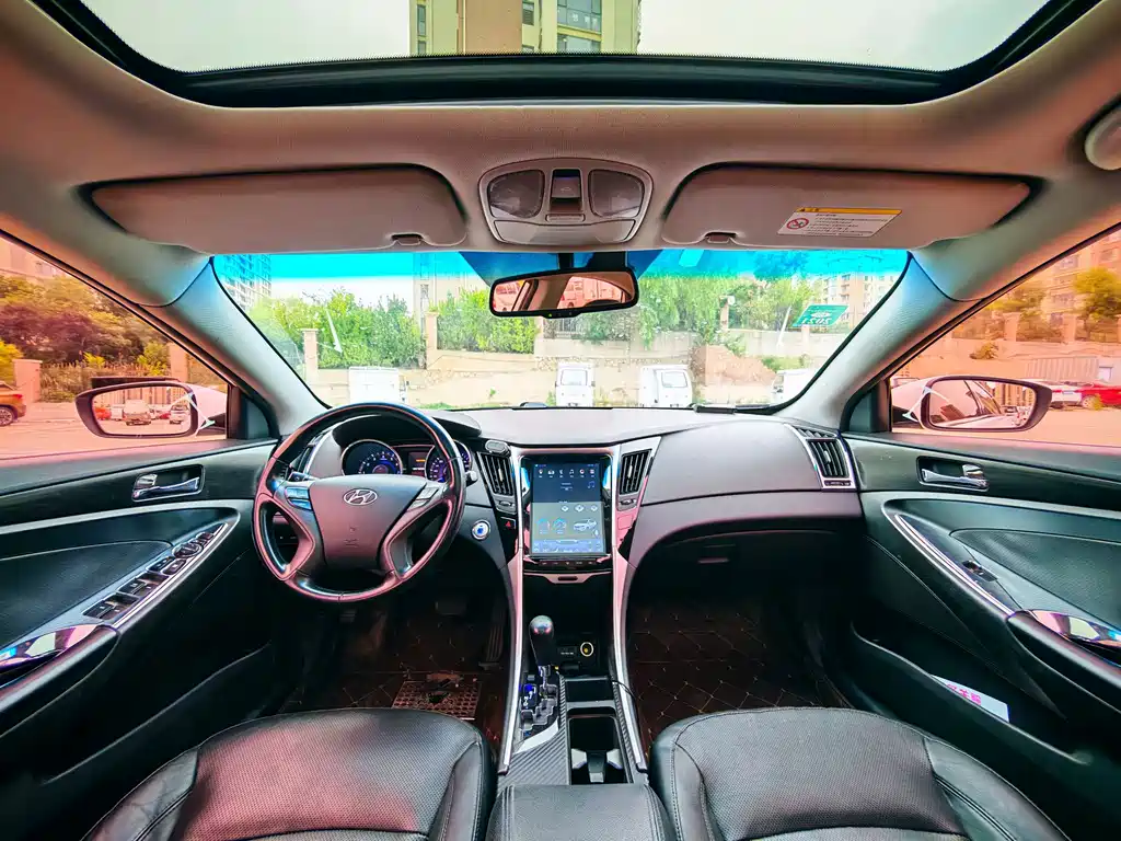Hyundai Sonata — миниатюра 5
