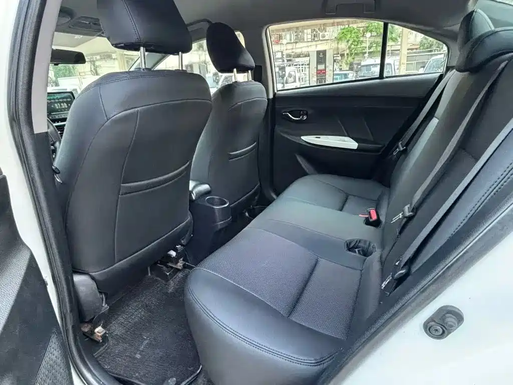 Toyota Vios — миниатюра 5