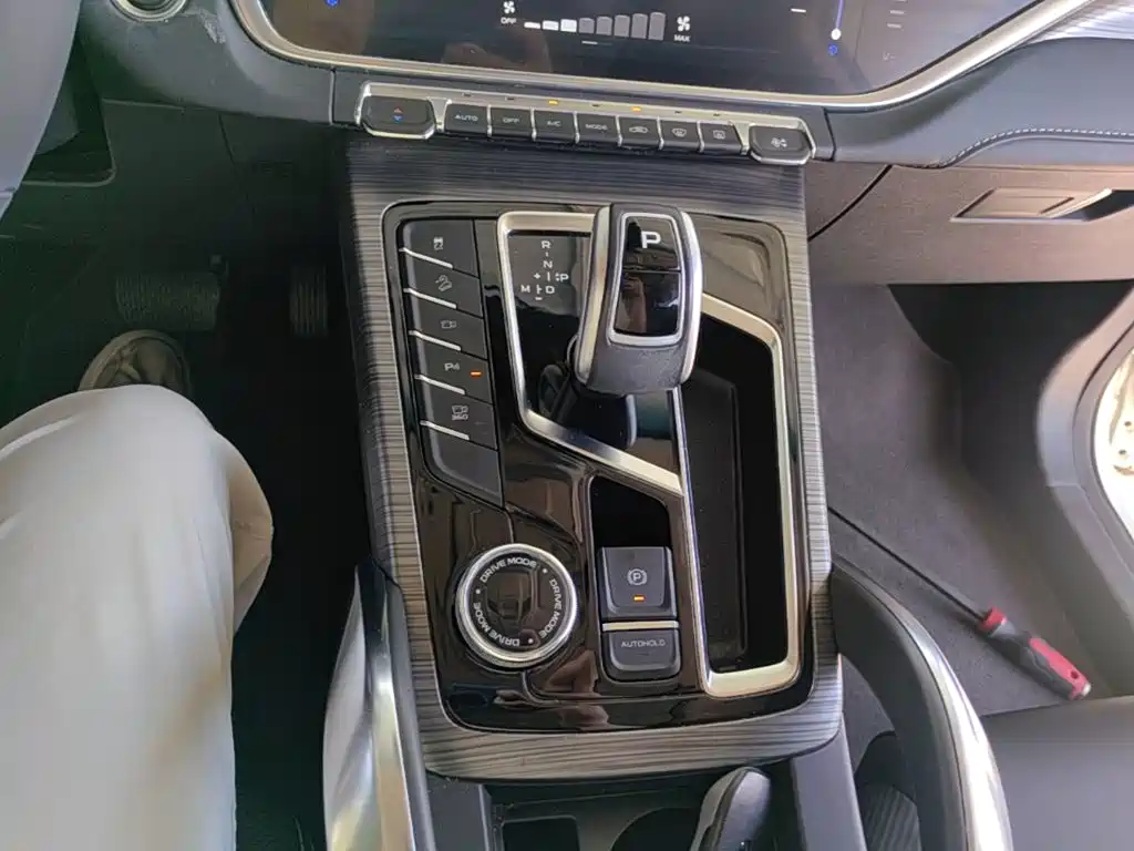 Geely Boyue — миниатюра 14