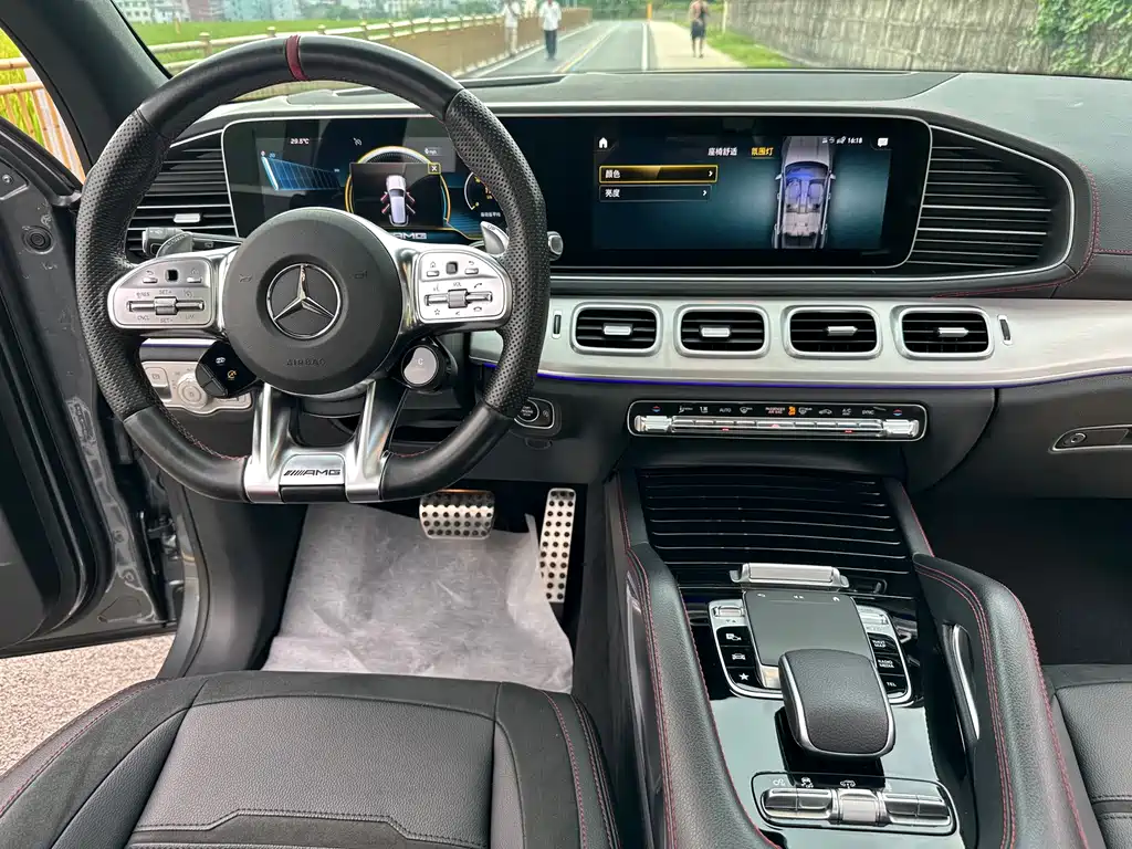 Mercedes-Benz GLE AMG — миниатюра 8