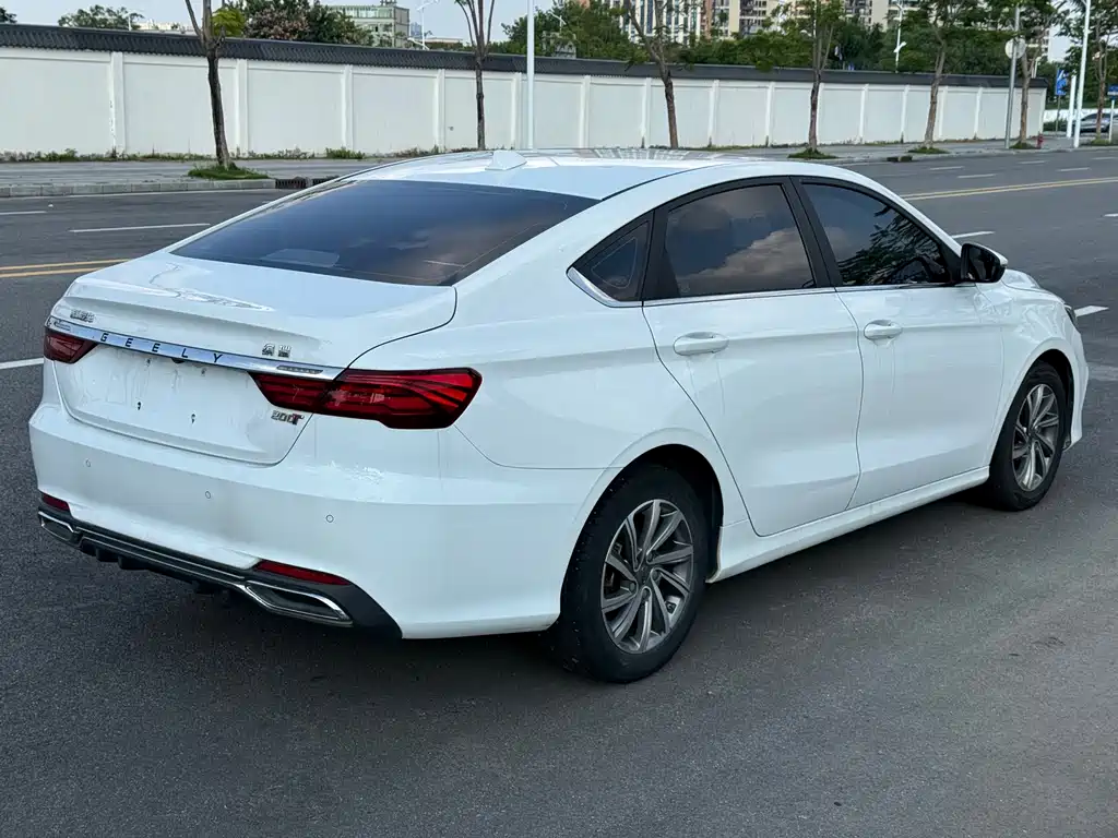 Geely Binrui — миниатюра 9