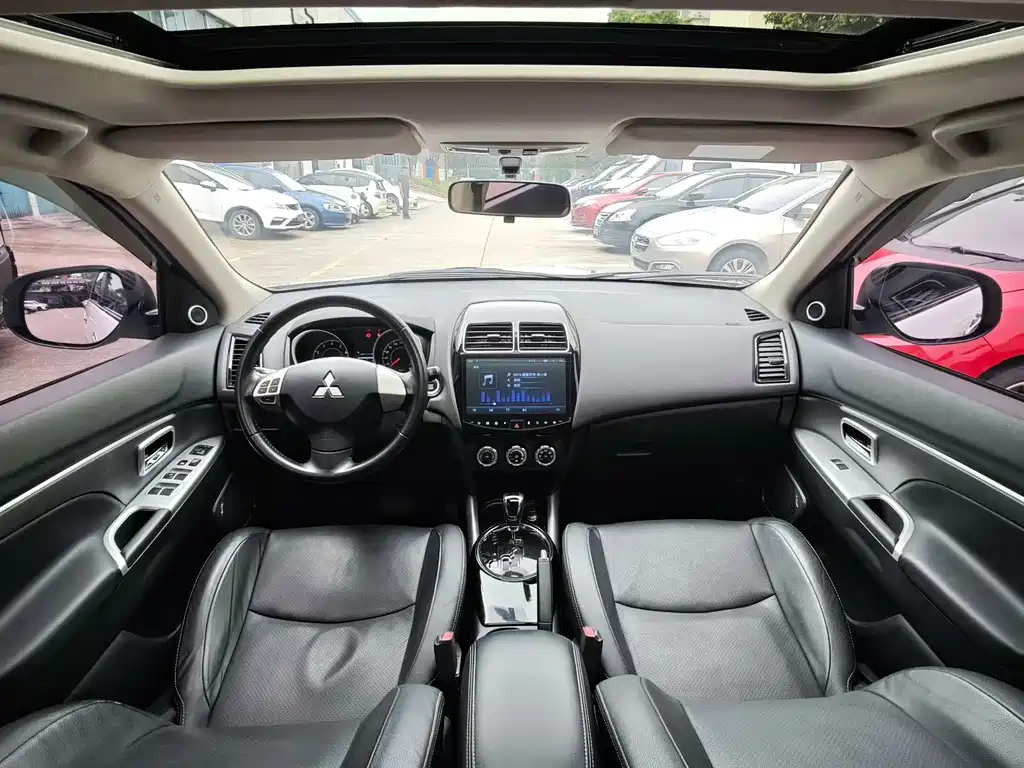 Mitsubishi ASX — миниатюра 9