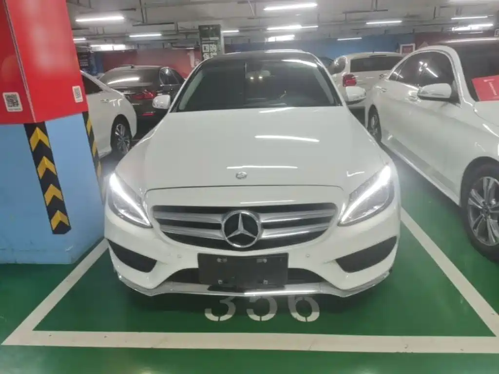 Mercedes-Benz C-Class — миниатюра 3