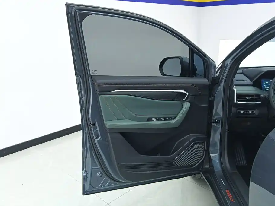 Geely Haoyue L — миниатюра 7