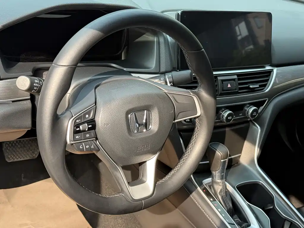 Honda Accord 2022 260TURBO Luxury