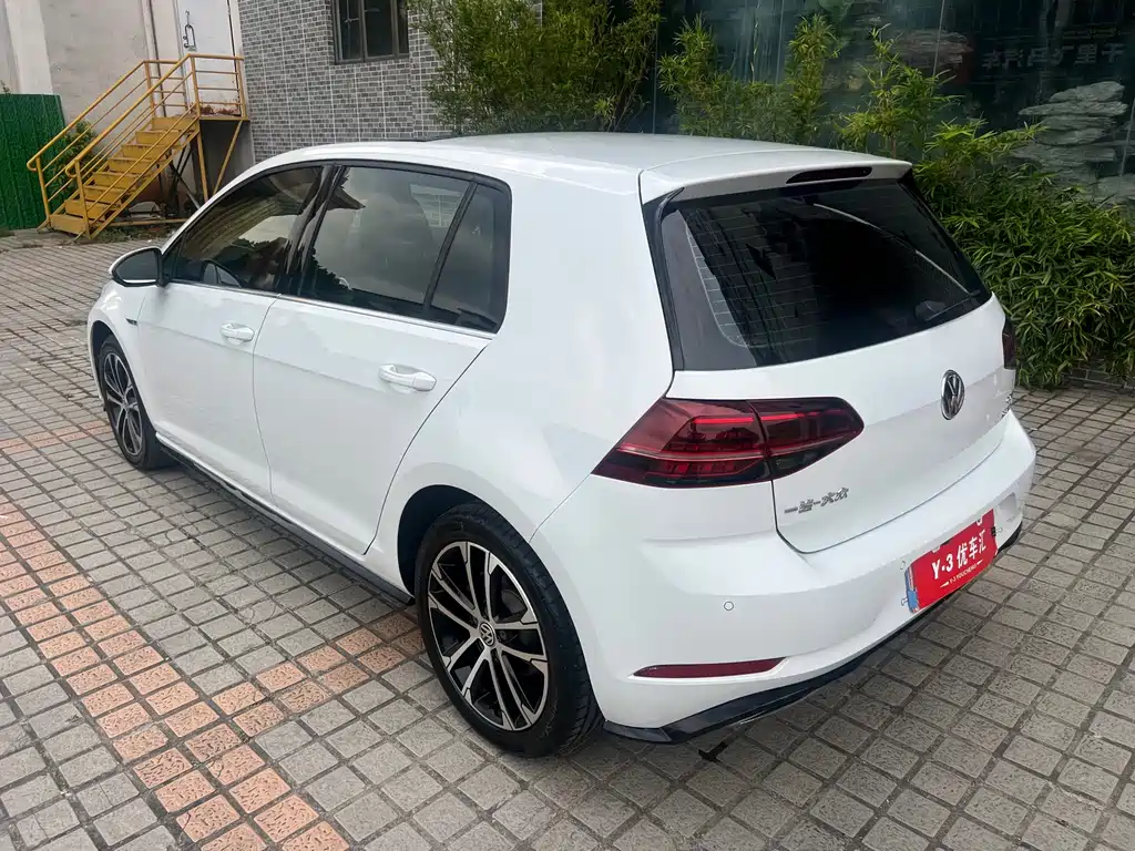 Volkswagen Golf — миниатюра 5