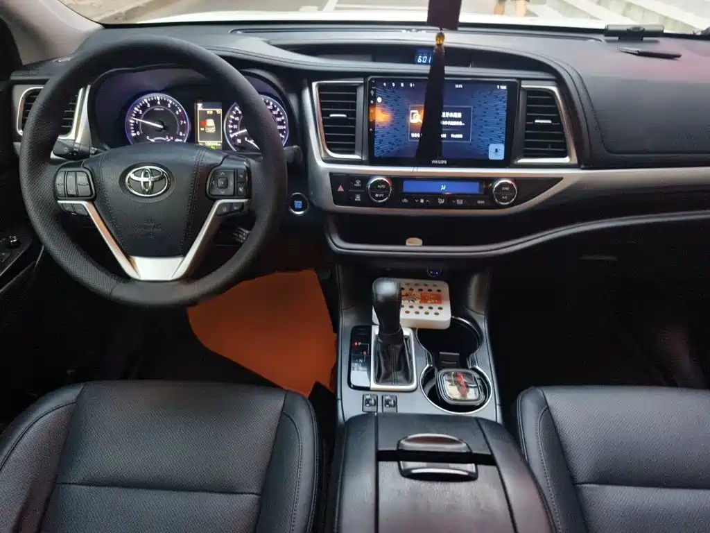 Toyota Highlander — миниатюра 13