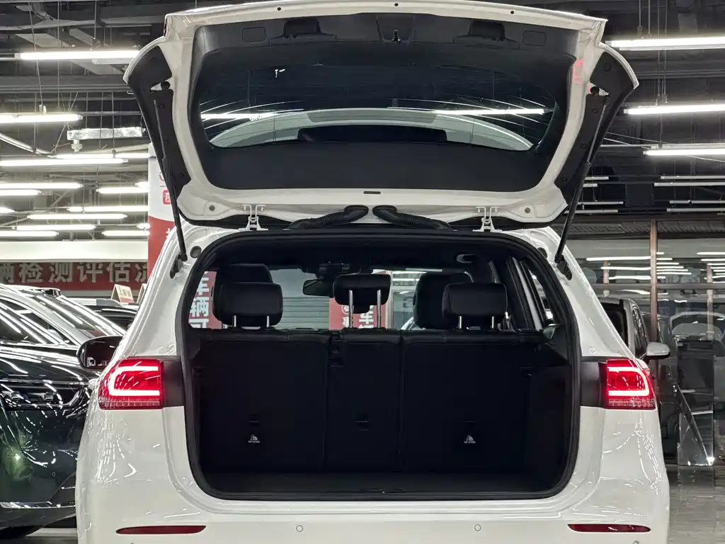 Mercedes-Benz B-Class — миниатюра 14