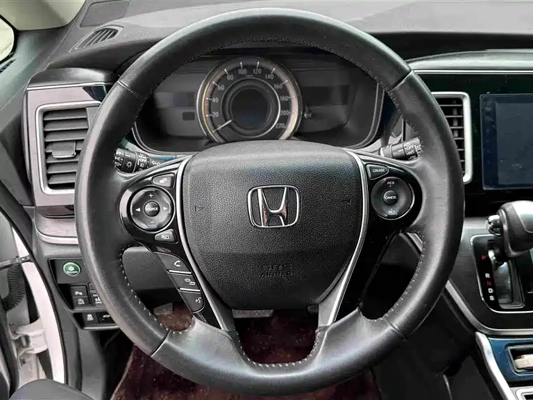 Honda Elysion — миниатюра 8