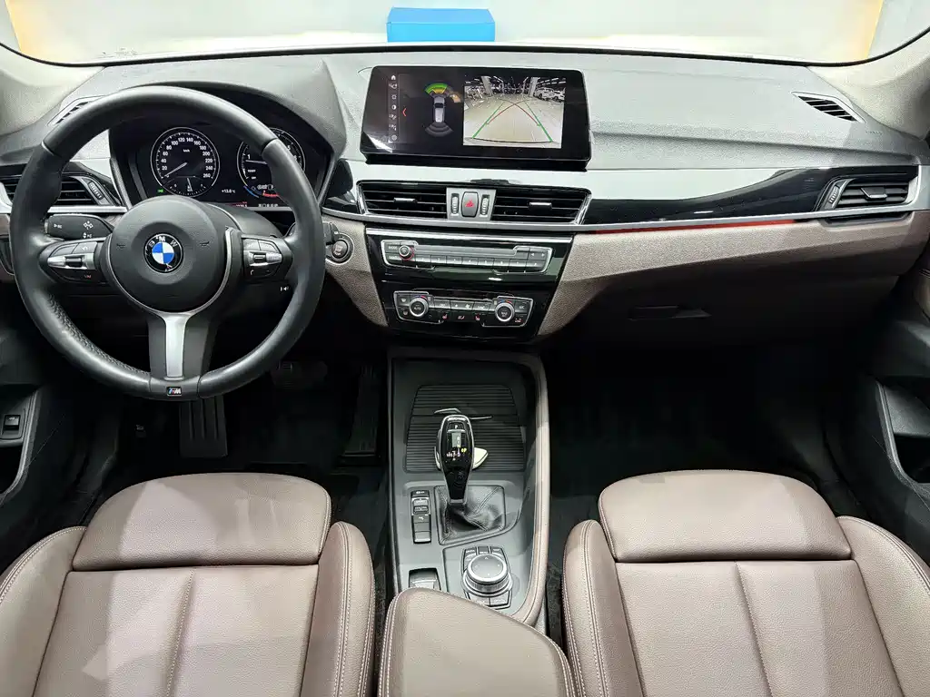 BMW X1 2022 sDrive25Li Lead