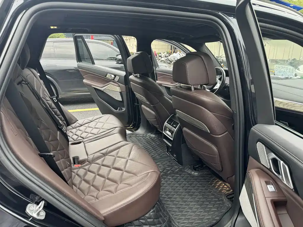 BMW X5 — миниатюра 13