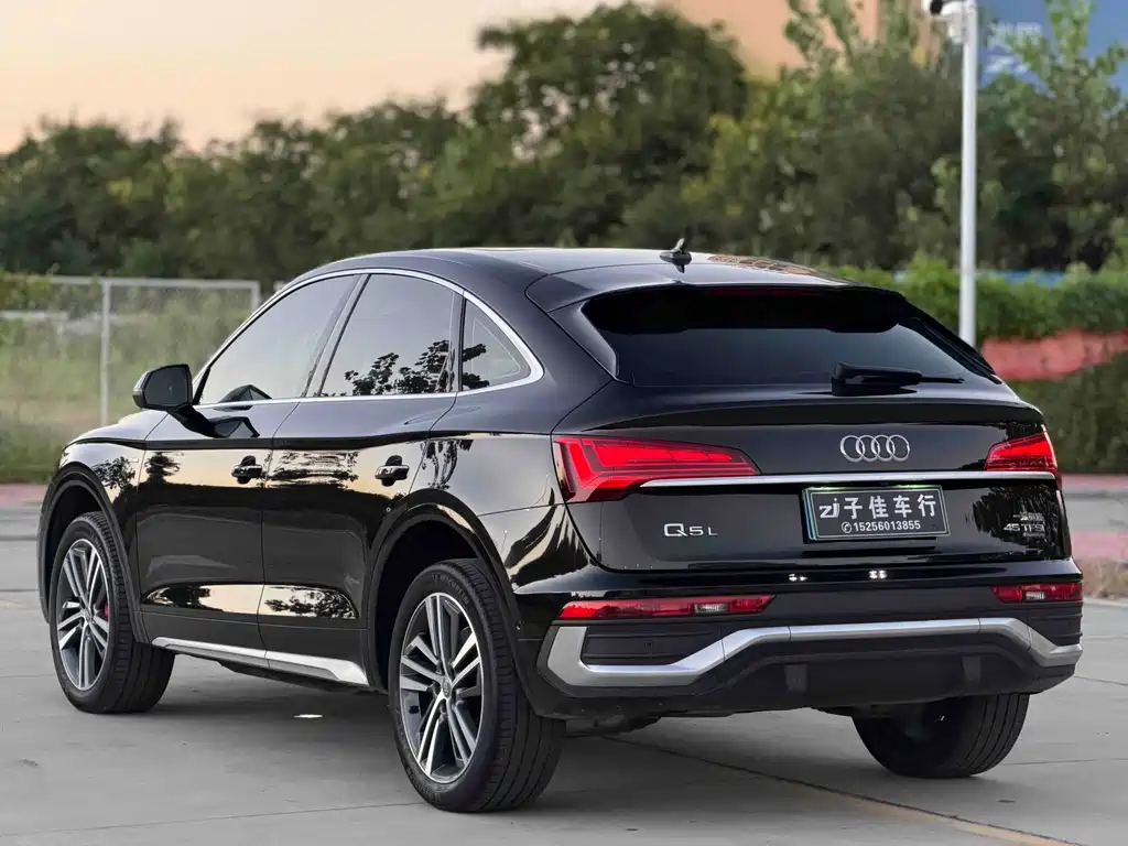 Audi Q5L Sportback — миниатюра 5