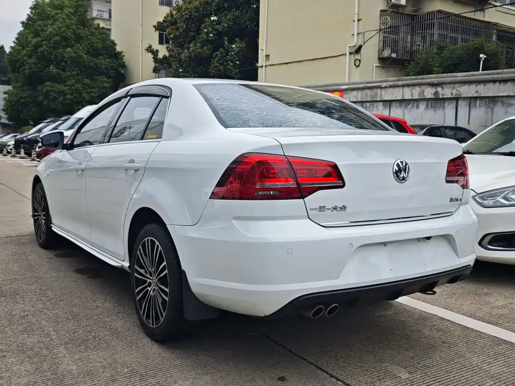 Volkswagen Bora — миниатюра 4