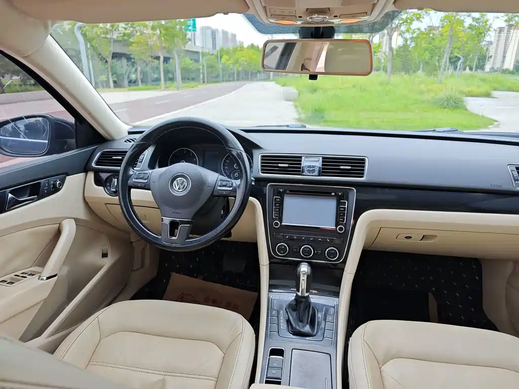 Volkswagen Passat — миниатюра 4
