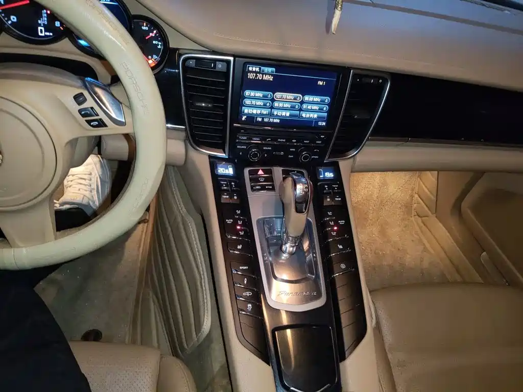 Porsche Panamera — миниатюра 10