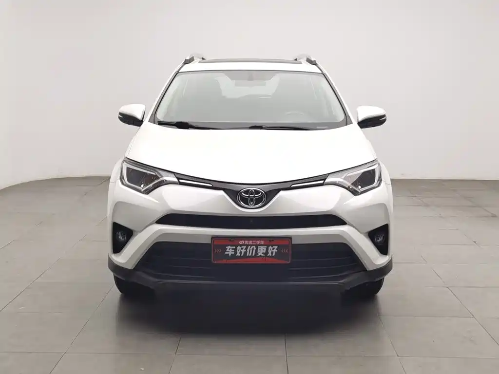 Toyota RAV4 — миниатюра 3