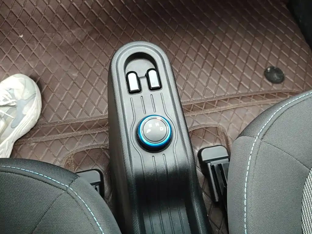 Wuling MINIEV — миниатюра 14