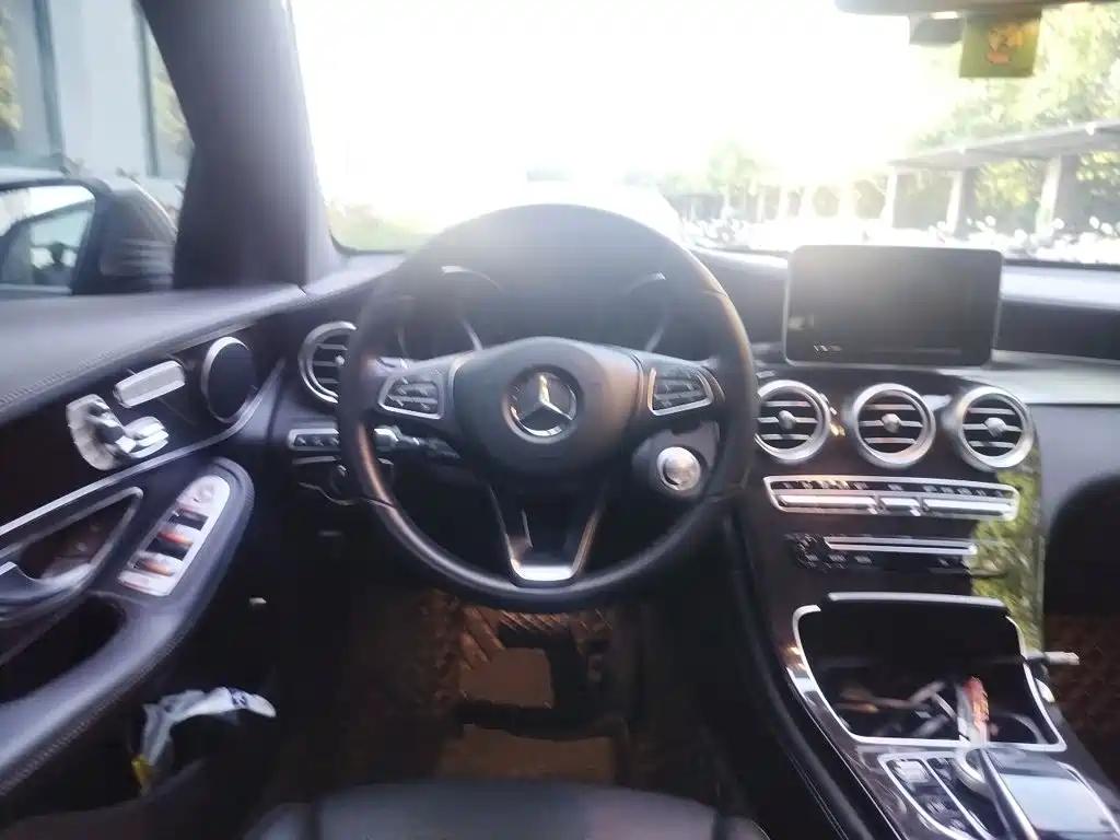 Mercedes-Benz GLC — миниатюра 6
