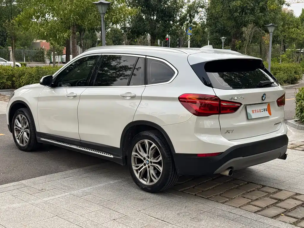 BMW X1 — миниатюра 6