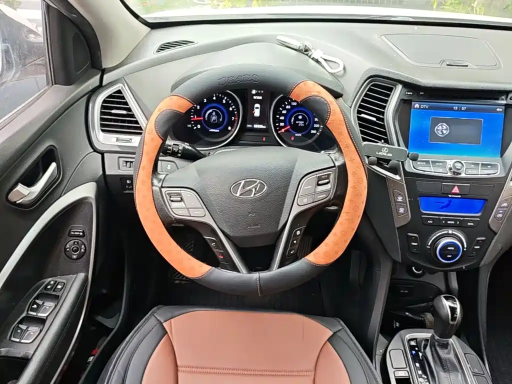 Hyundai Santa Fe — миниатюра 11