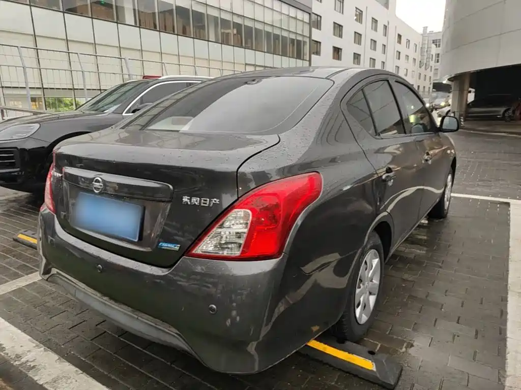 Nissan Sunny — миниатюра 7