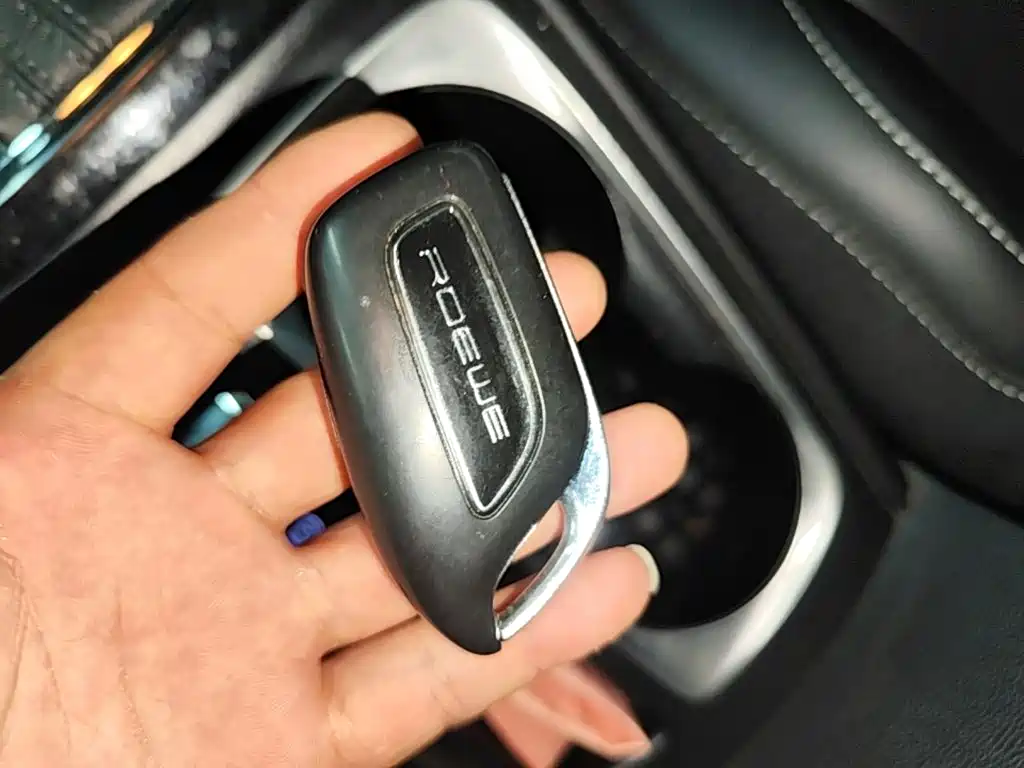 Roewe i5 — миниатюра 9