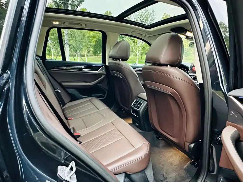 BMW X3 — миниатюра 15