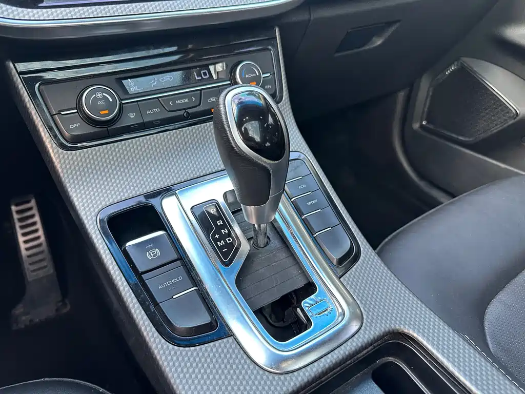 Geely Emgrand GS — миниатюра 19