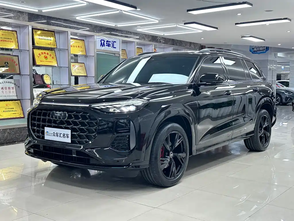 Audi Q6