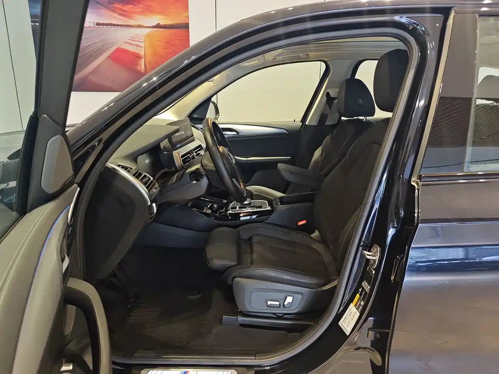 BMW iX3 — миниатюра 12