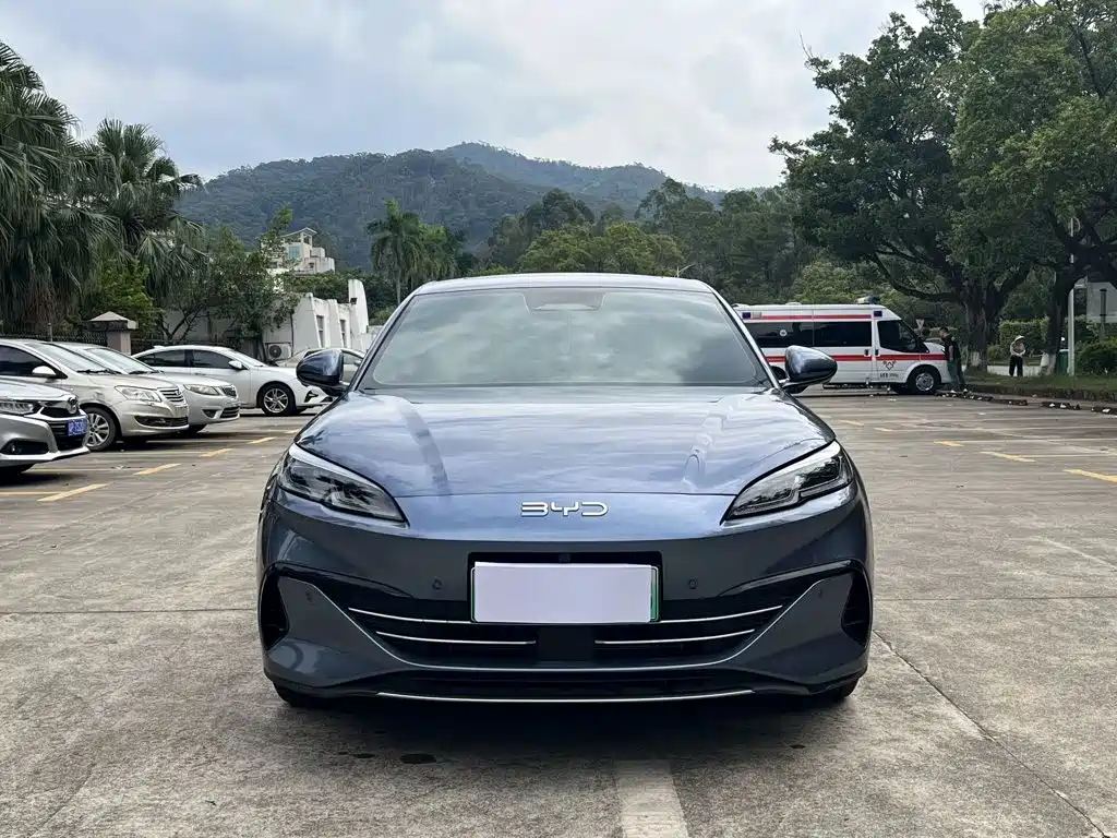 BYD Seal 06 — миниатюра 2