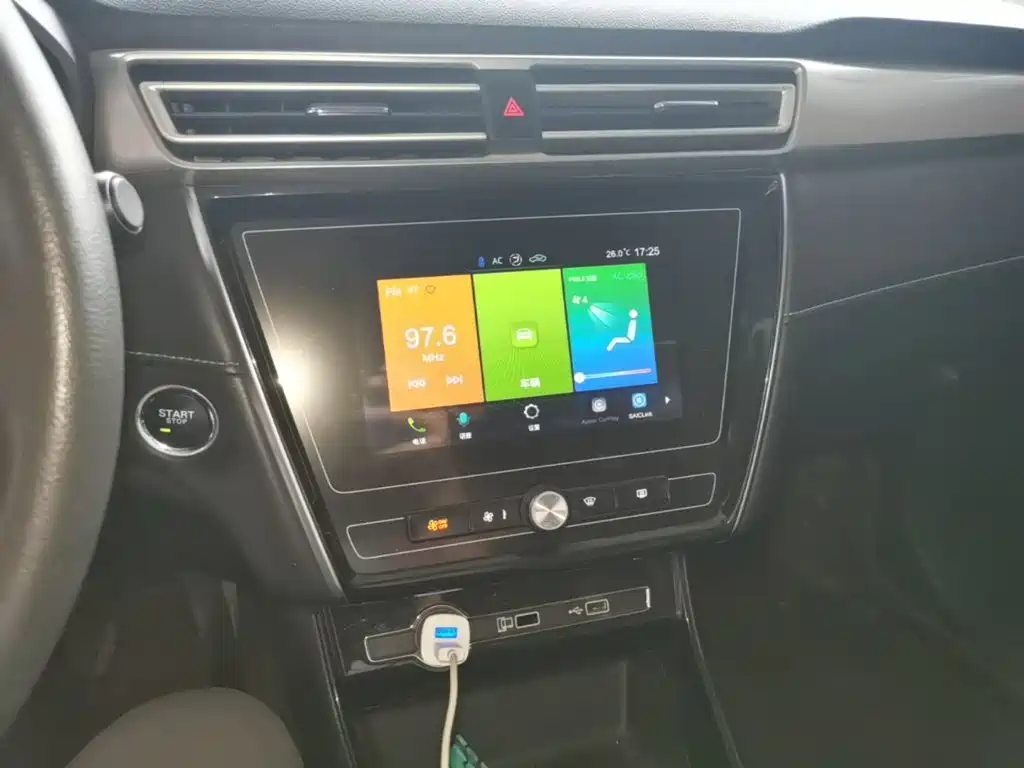 Roewe i5 — миниатюра 13