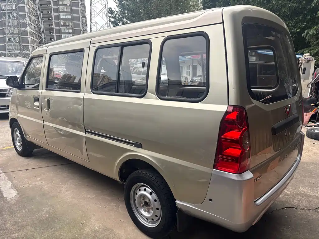 Wuling Rongguang — миниатюра 4