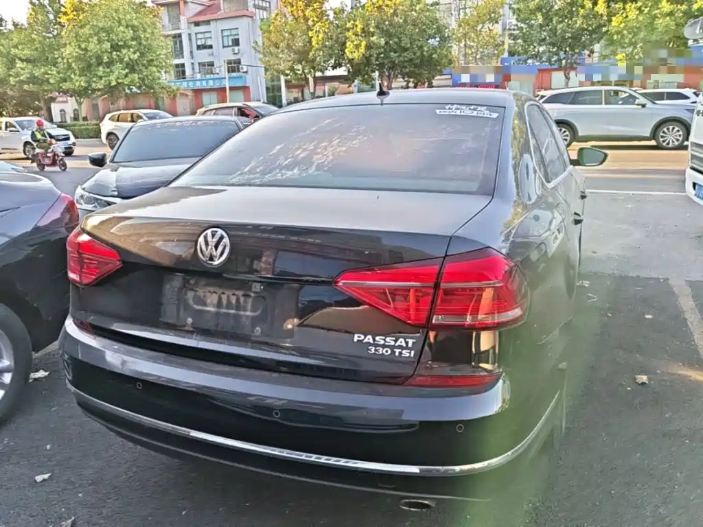 Volkswagen Passat — миниатюра 6