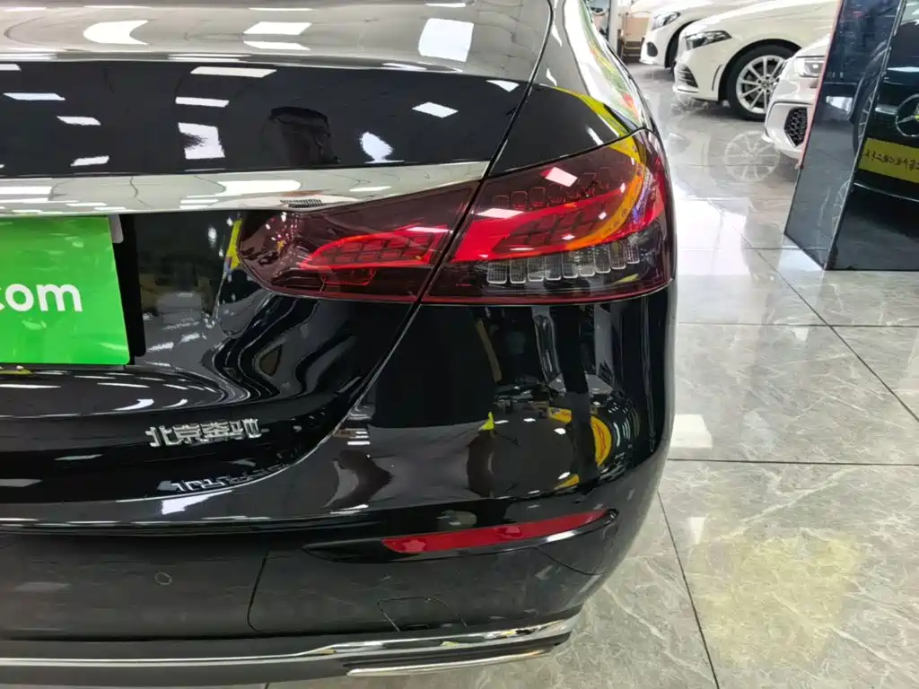 Mercedes-Benz E-Class E 2022 E 260 L
