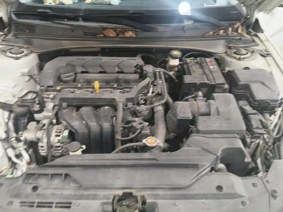 Hyundai Elantra — миниатюра 10