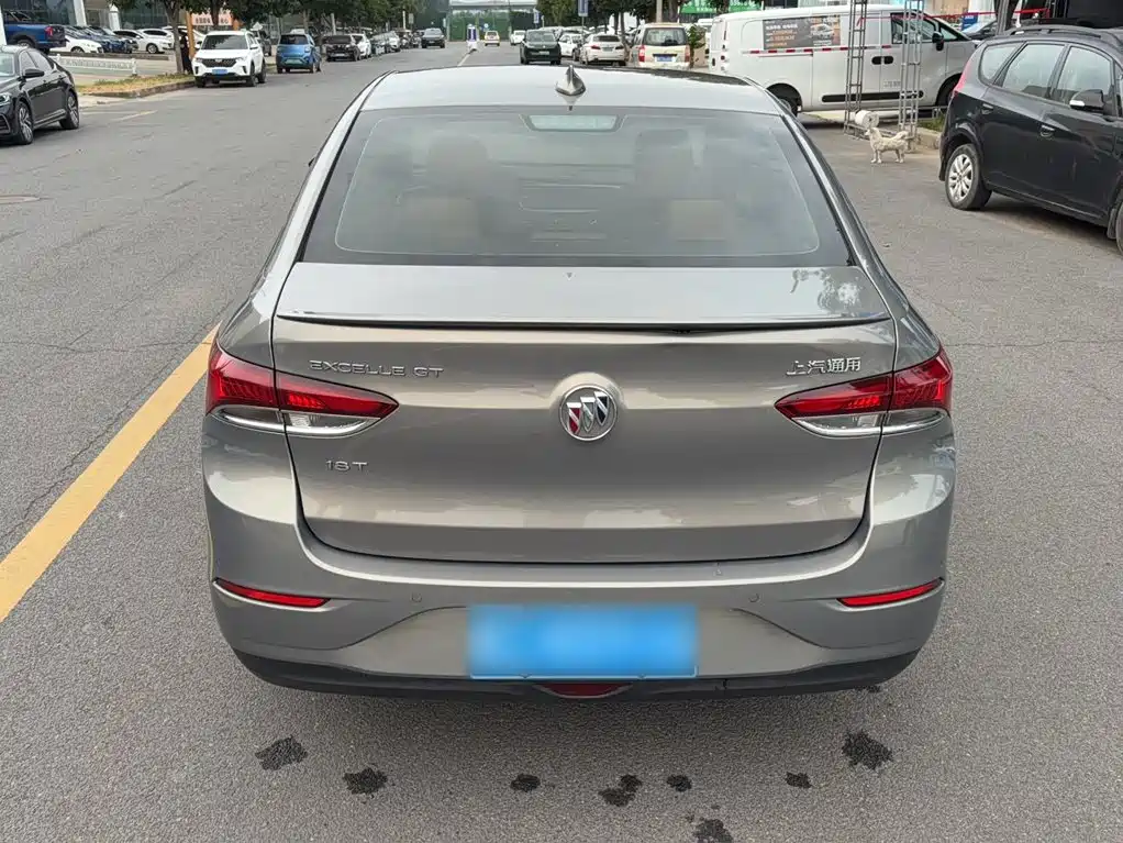 Buick Excelle — миниатюра 12