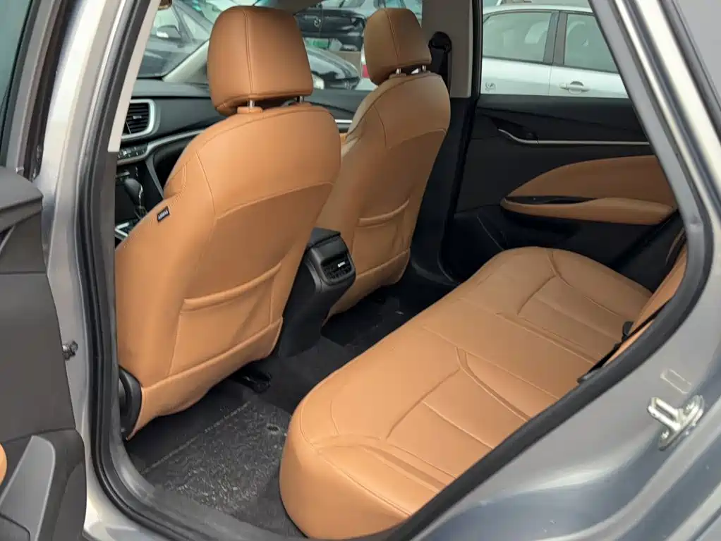 Buick Excelle — миниатюра 16