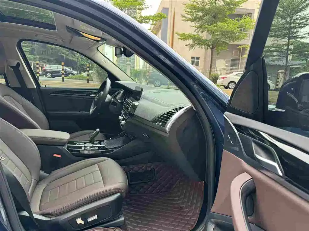 BMW X3 — миниатюра 8