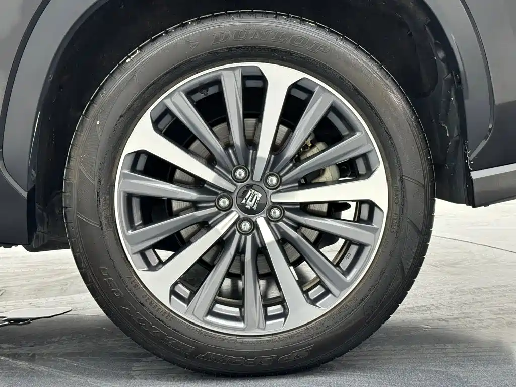 Toyota Crown Kluger — миниатюра 24