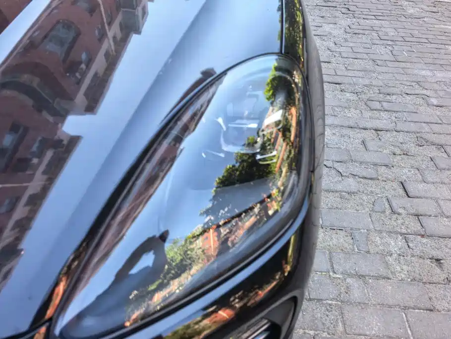 Porsche Cayenne — миниатюра 5