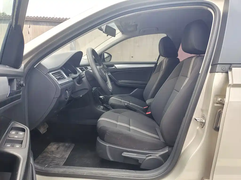 Volkswagen C-Trek — миниатюра 4