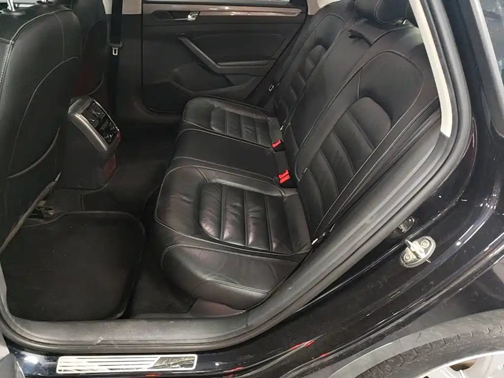 Volkswagen Passat — миниатюра 17