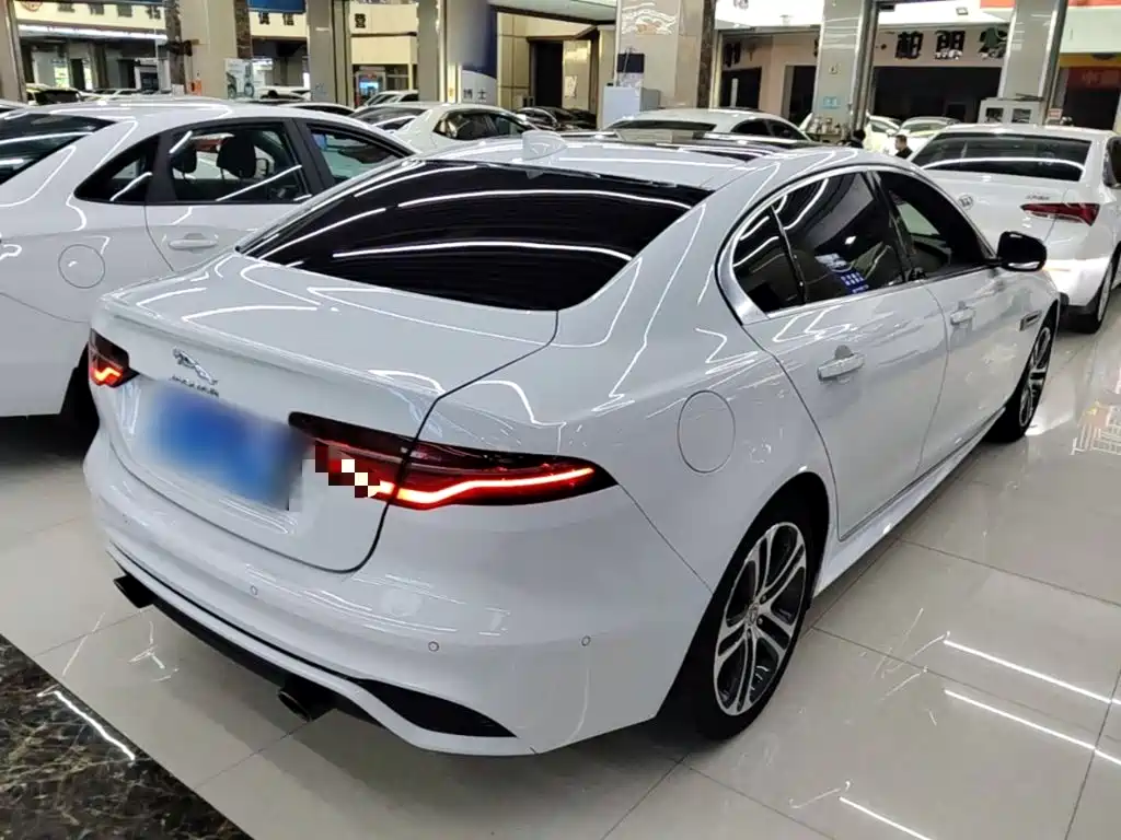 Jaguar XEL — миниатюра 7