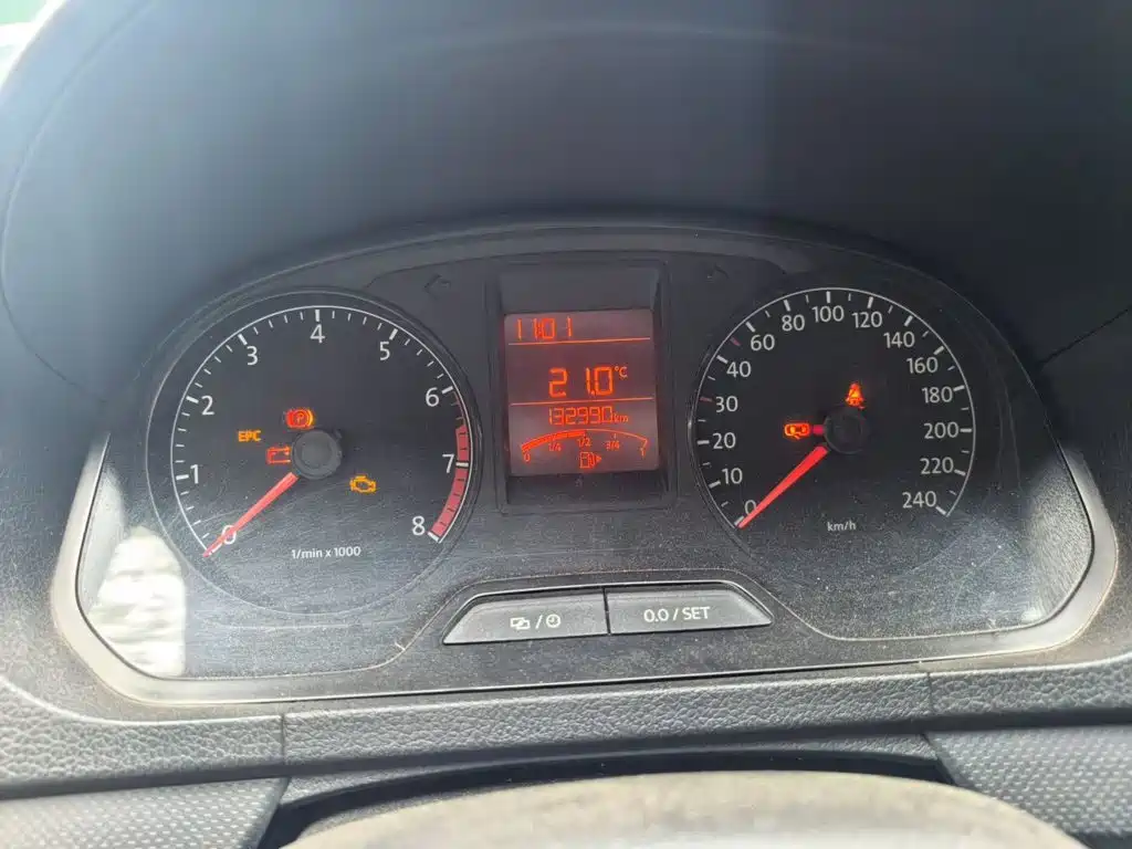Volkswagen Jetta — миниатюра 7
