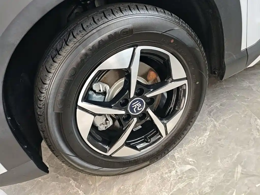 BYD Yuan UP — миниатюра 25